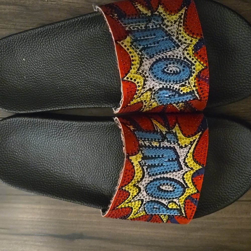 POW! BLING Comic Book Style Slide Sandals size 9✨✨✨✨✨
